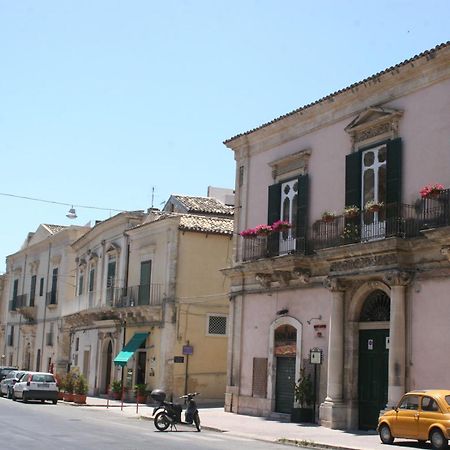 Palazzo Il Cavaliere B&B De Charme Modica Luaran gambar