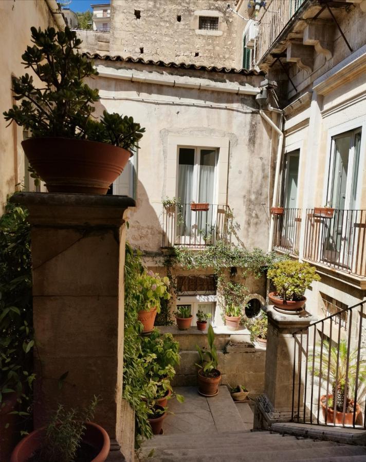 Palazzo Il Cavaliere B&B De Charme Modica Luaran gambar
