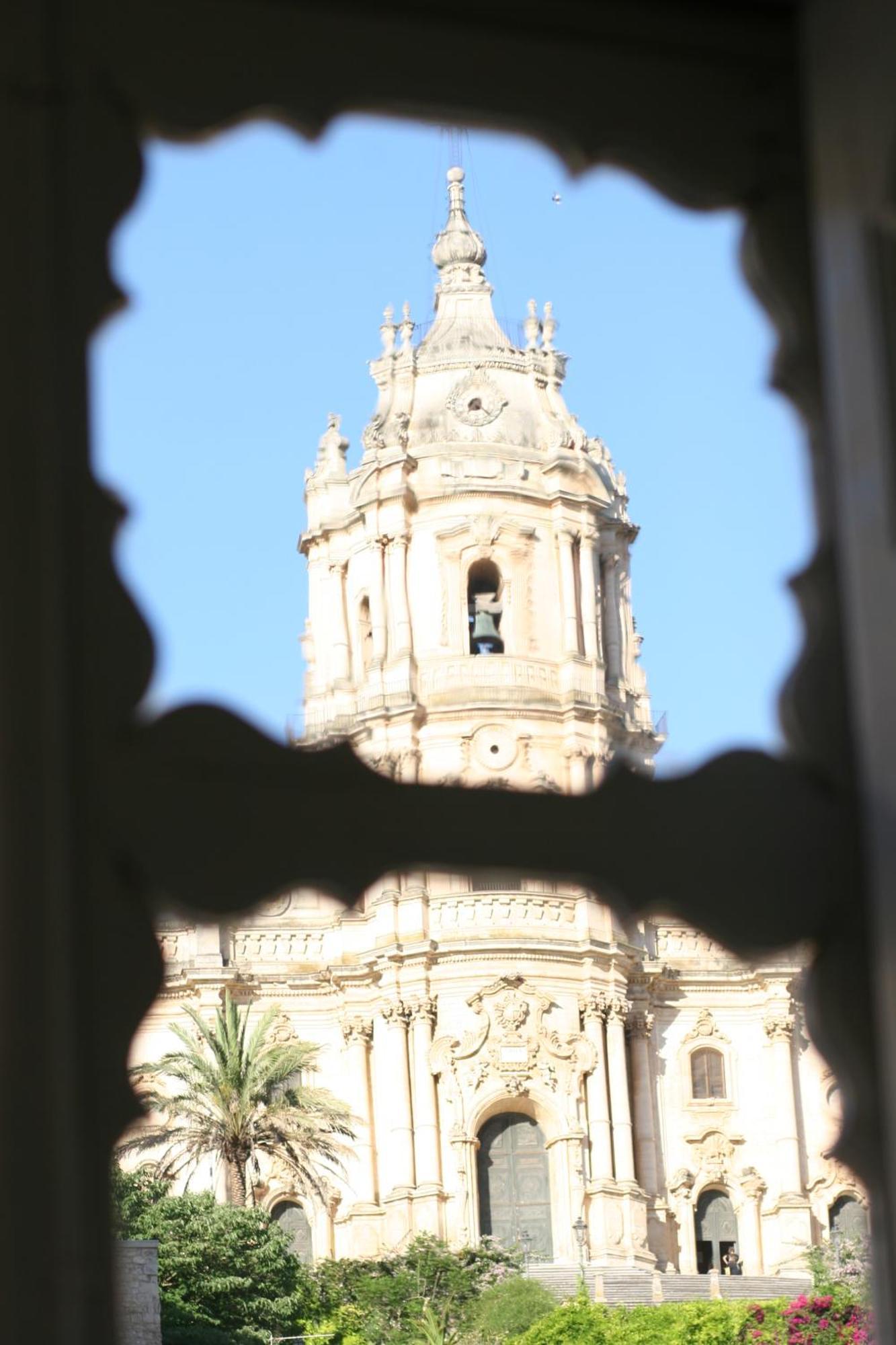 Palazzo Il Cavaliere B&B De Charme Modica Luaran gambar